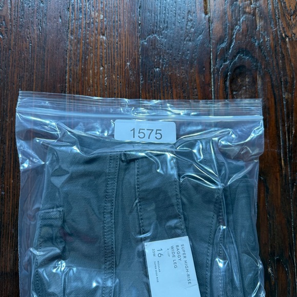 NWT American Eagle Pants Womans 16 Gray Super High Rise Baggy Wide Leg Stretch - Picture 16 of 16